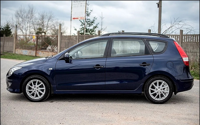 Hyundai I30 cena 19900 przebieg: 150000, rok produkcji 2012 z Elbląg małe 596